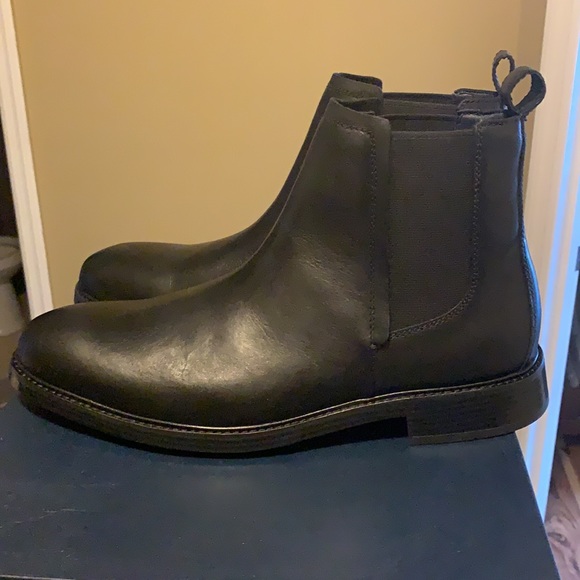 New Colehaan Boots - Picture 3 of 3